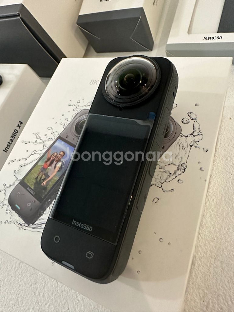 인스타360 x4 신품급 팝니다.--1