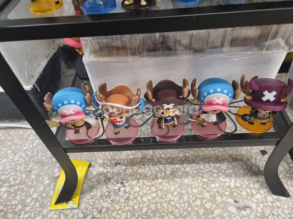 원피스 피규어 월콜 팝니다(낱개 판매)--2