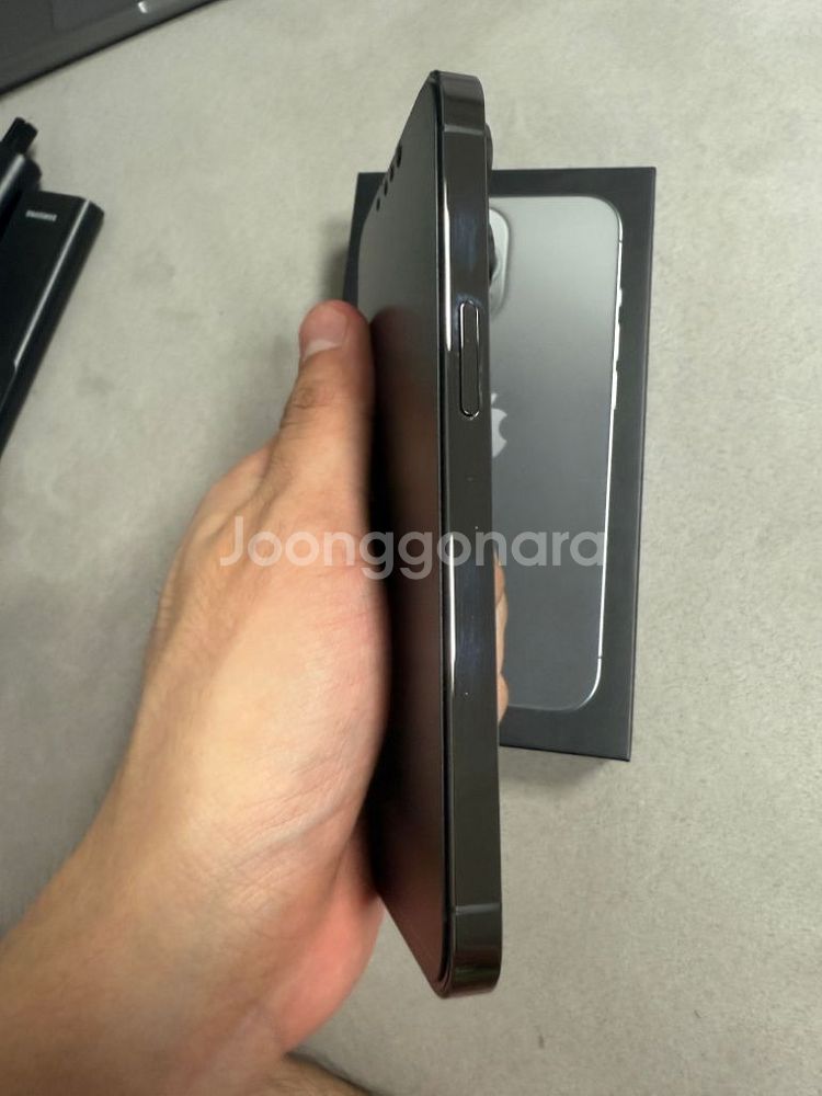아이폰 13 pro 256 그라파이트--3