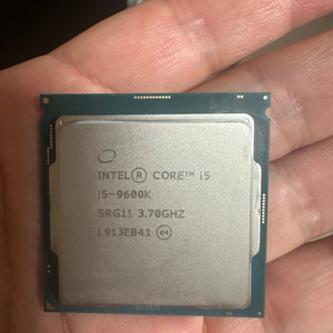 인텔 i5-9600k 팝니다.