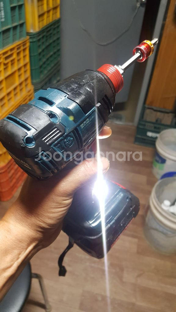 보쉬충전임팩드릴 2023년 복스렌치겸용 GDX18V--5