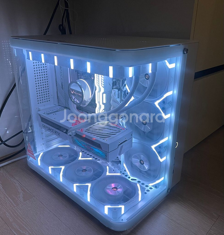 급처7800x3D 4070 발키리GL360 고사양--1