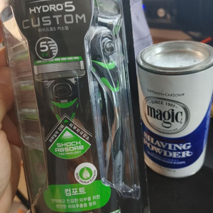 쉬크면도기+쉐이빙파우더 HYDRO5 미사용