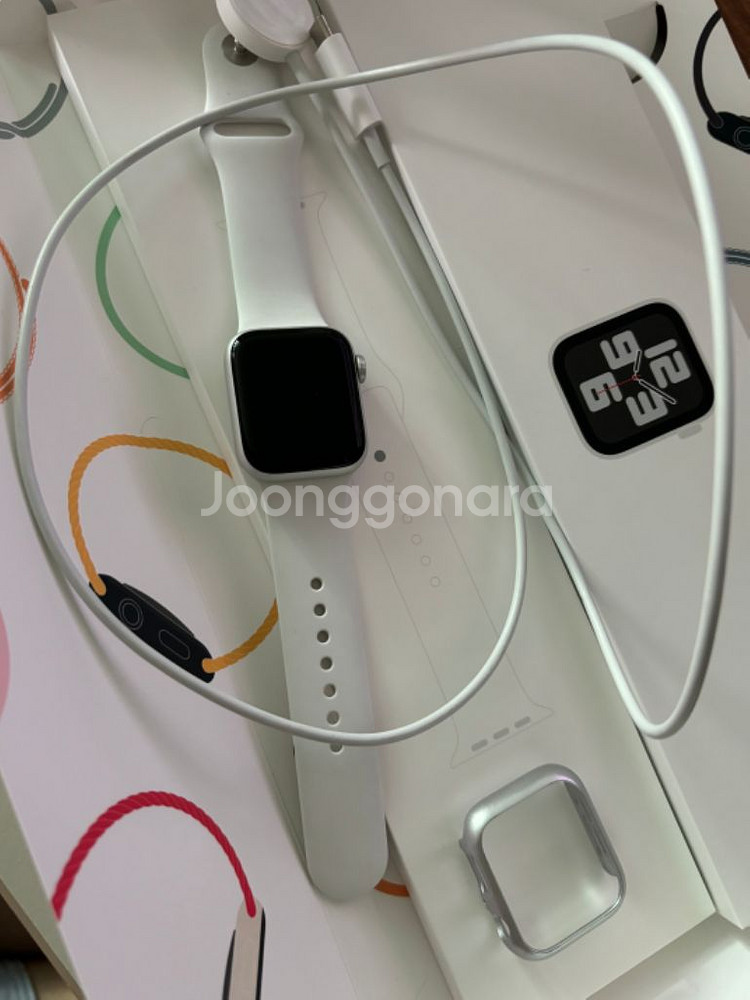 애플워치 se2 40mm 실버 화이트--7