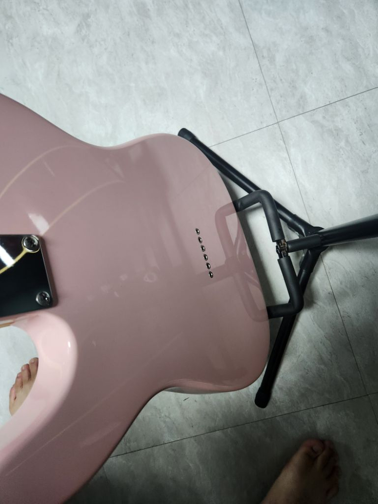 악기플러스 노브랜드 텔레캐스터 쉘핑크 민트급 이미지