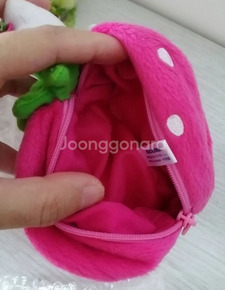 고전 키티 딸기 파우치 스트랩 키링--2