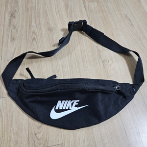 NiKE 나이키 힙색 정품(남녀공용)