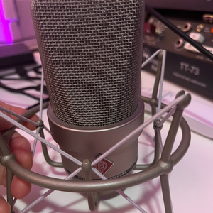 neumann tlm103 팝니다