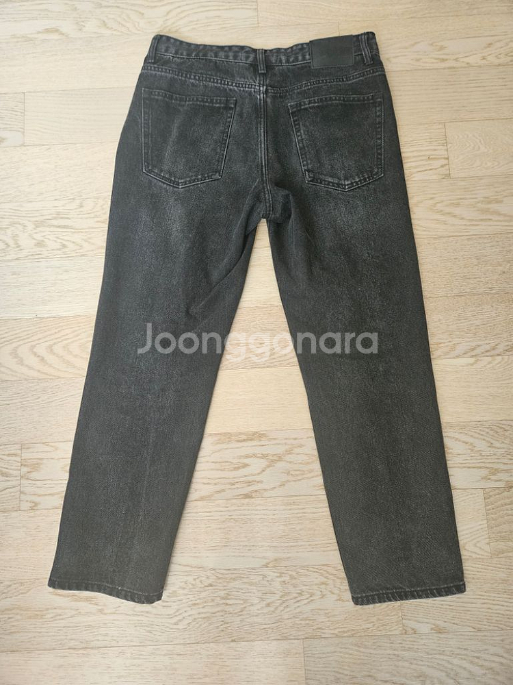 86로드 테이퍼드 블랙진 팔아요--2