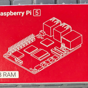 라즈베리파이5 4GB 미개봉 팝니다