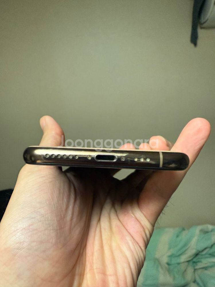 아이폰 xs 샴페인골드 64gb(25일까지만 판매)--3