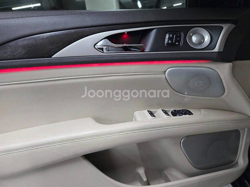 @17년식 뉴MKZ 2.0 FWD(300A) 리저브--4