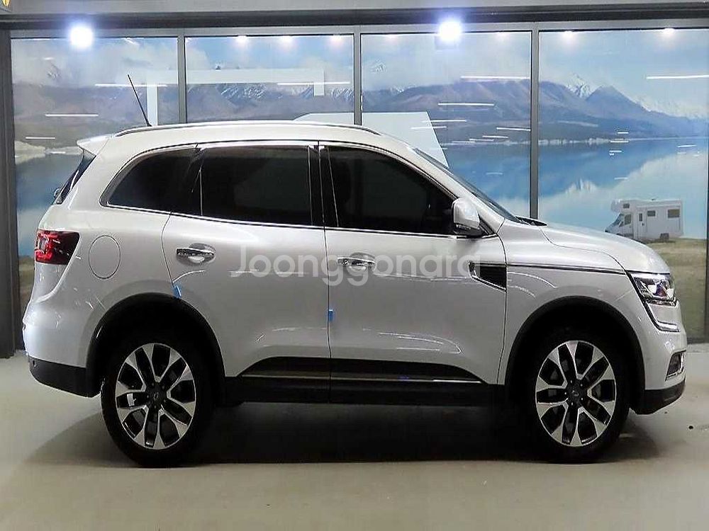 @17년식 QM6 2.0 dCi 4WD RE 시그니처--2