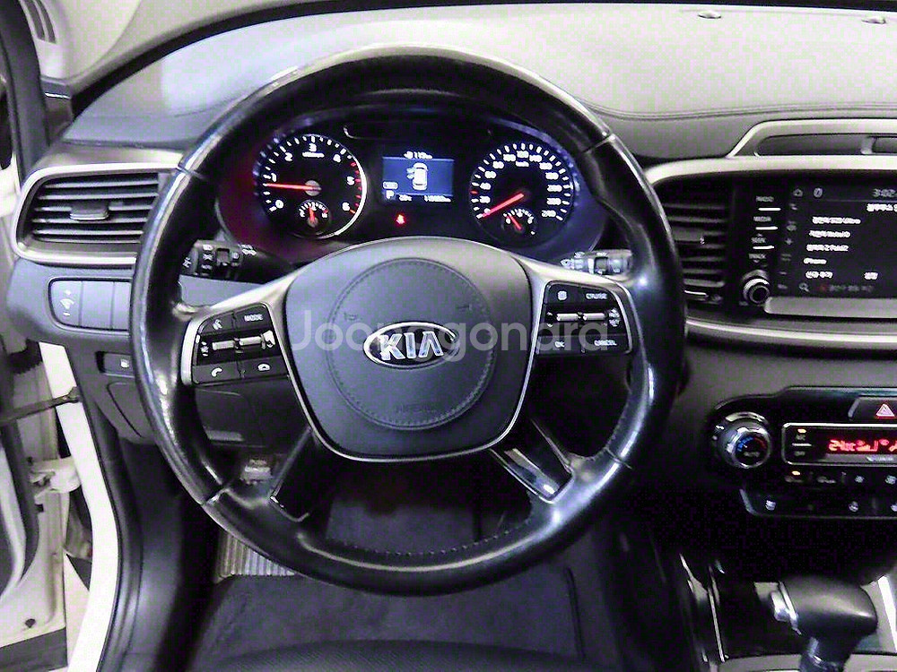 @17년식 더 뉴쏘렌토 디젤 R2.2 2WD 프레스티--7