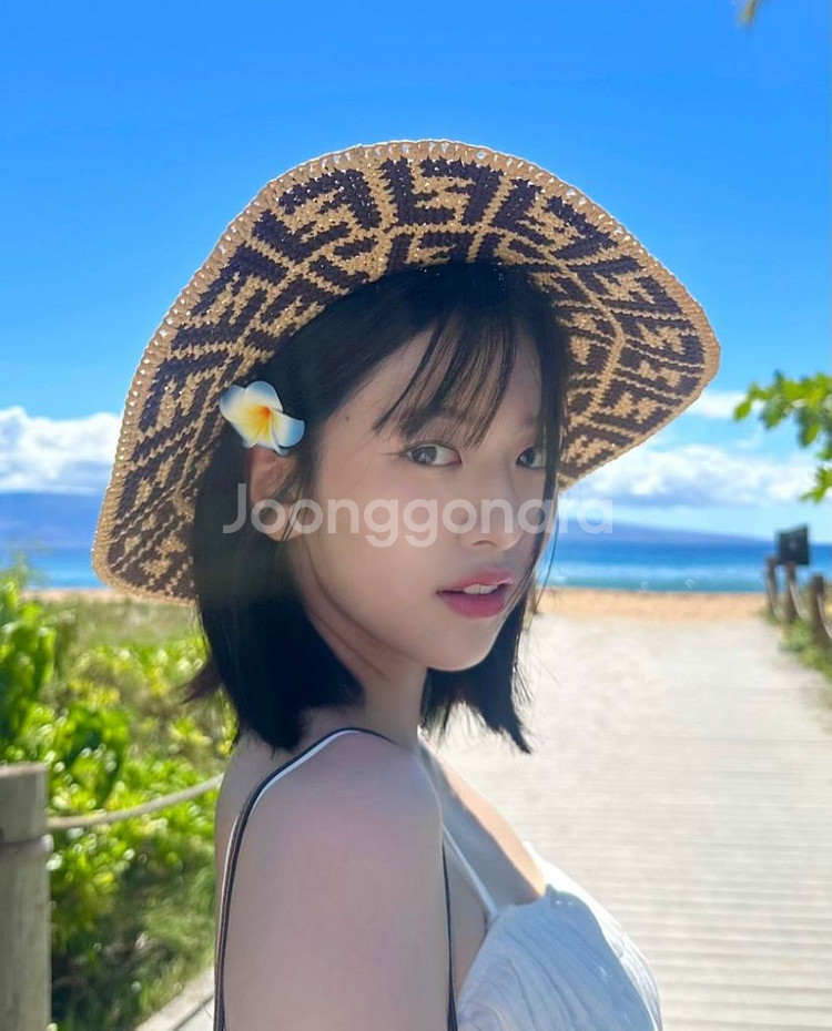 IVE 아이브 안유진 동원참치 포카 양도합니다--2