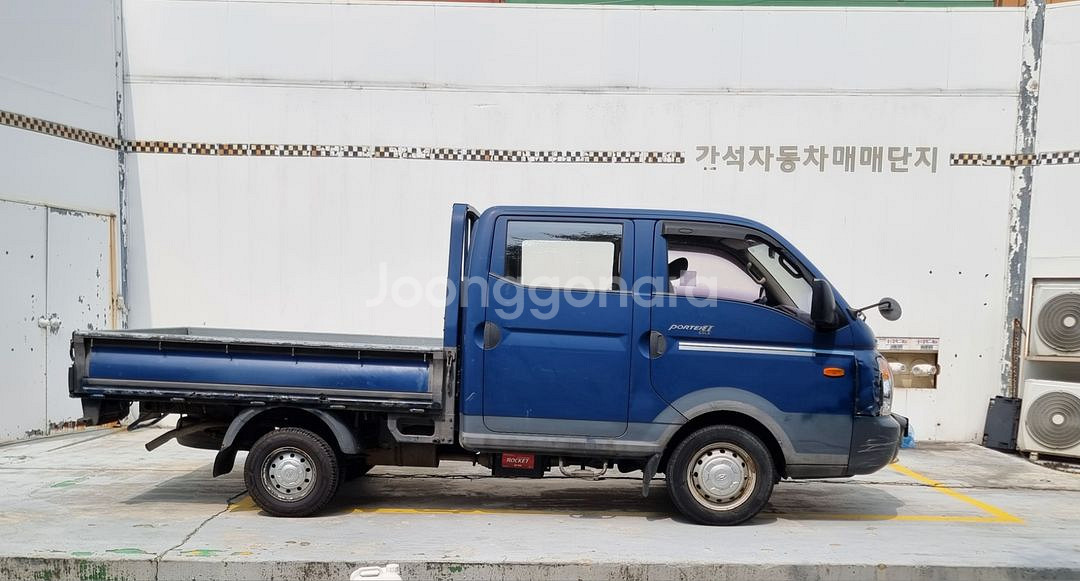 튼튼한 차체,넉넉헌 공간 부담없는 중고차가격의 인기소형--8