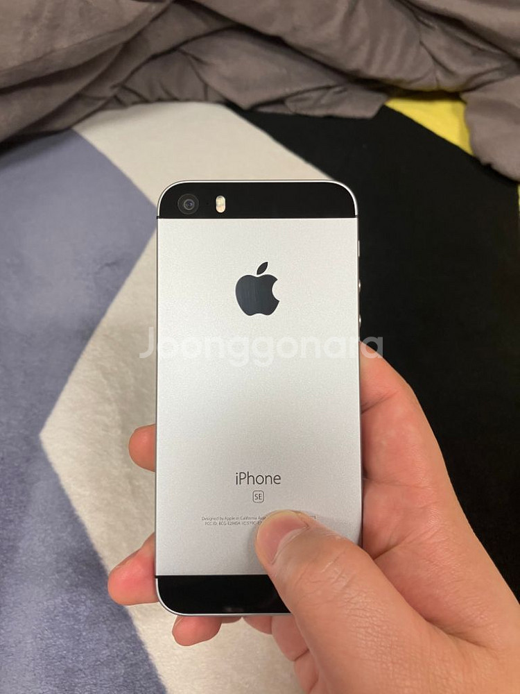 아이폰se1 (1세대) 스페이스그레이 128G 팝니다--7