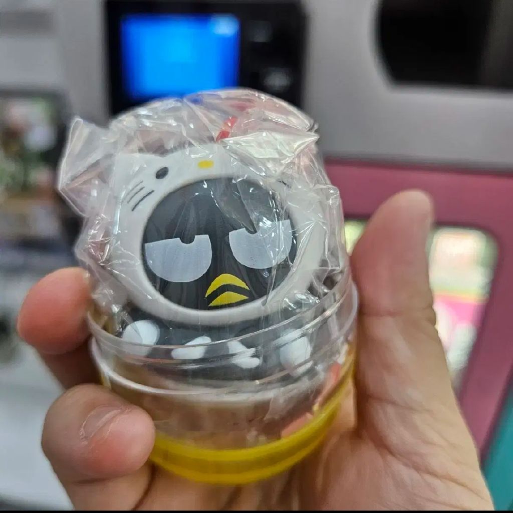 산리오 키티코스튬 오뚝이가챠 키티오뚝이 가챠