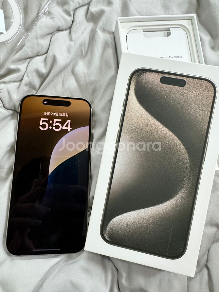 급쳐)아이폰 15pro 256기가 ss급 팝니다(애플케--1
