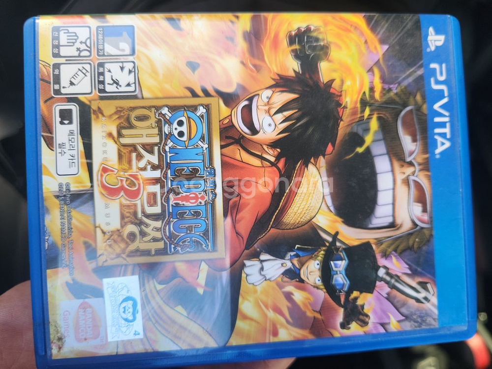 원피스해적무쌍 2,3. ps vita--1