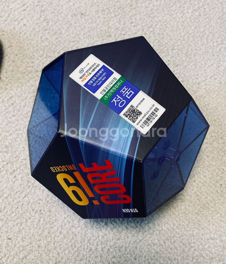 (판매완료)정품 i9-9900k 및 Asus--2