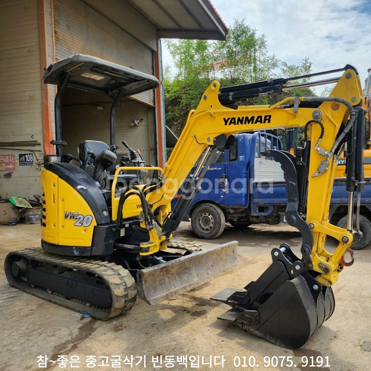 중고굴삭기판매 얀마 VIO20 미니굴삭기 2021년식--1