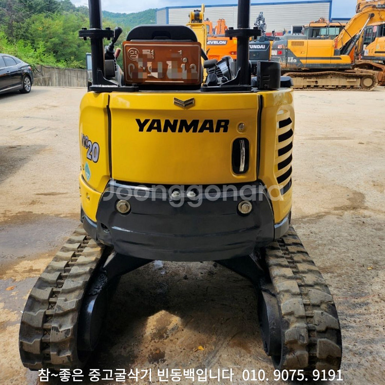 중고굴삭기판매 얀마 VIO20 미니굴삭기 2021년식--3