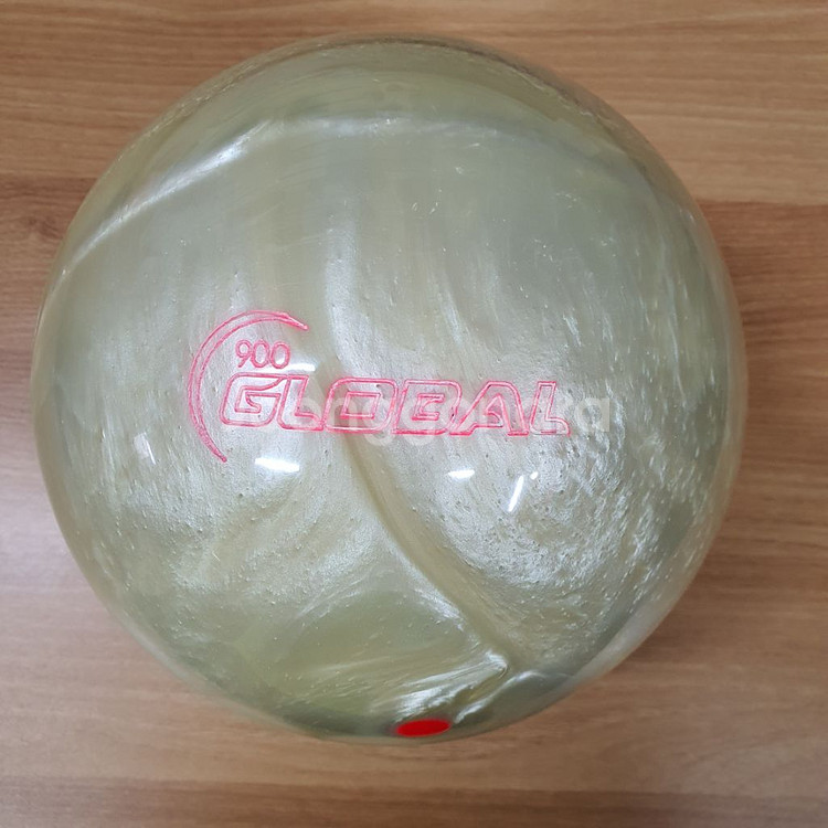 중고볼링공 화이트 뱃져 15P--1