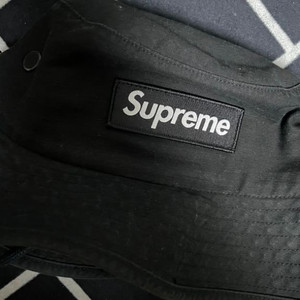 (M-L) 23fw 슈프림 부니햇