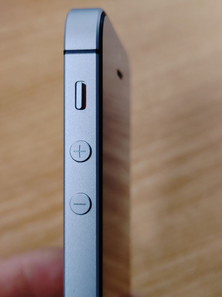 아이폰SE1 스페이스그레이 256기가 이미지