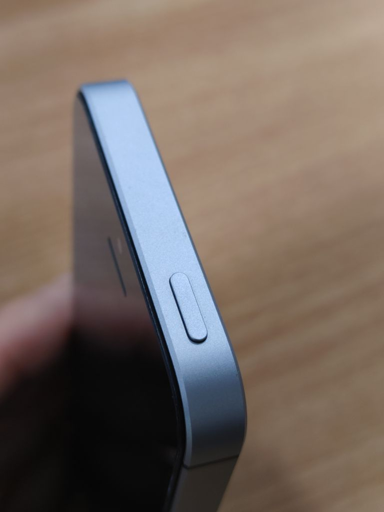 아이폰SE1 스페이스그레이 256기가 이미지