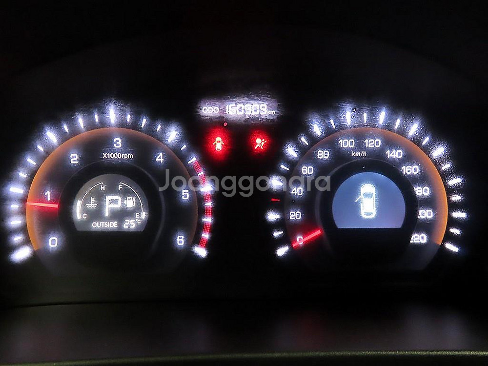 @14년식 뉴 코란도C 2.0 AWD 어드벤처 에디션--8