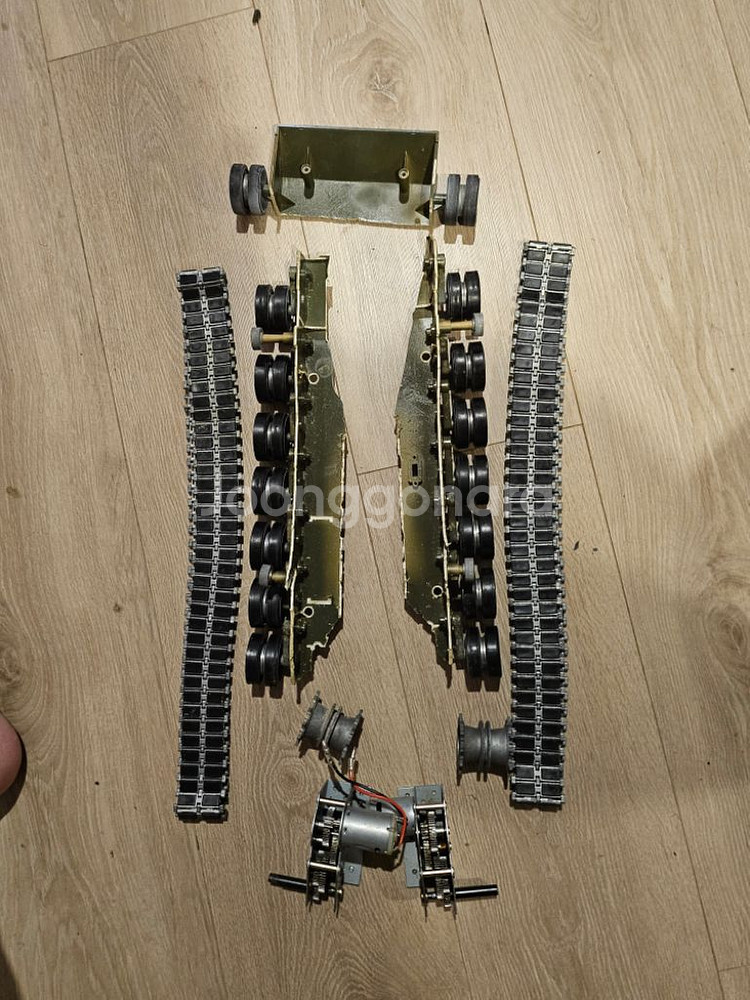 헝롱 에이브람스,헝롱 레오파드 12만원 RC탱크--1