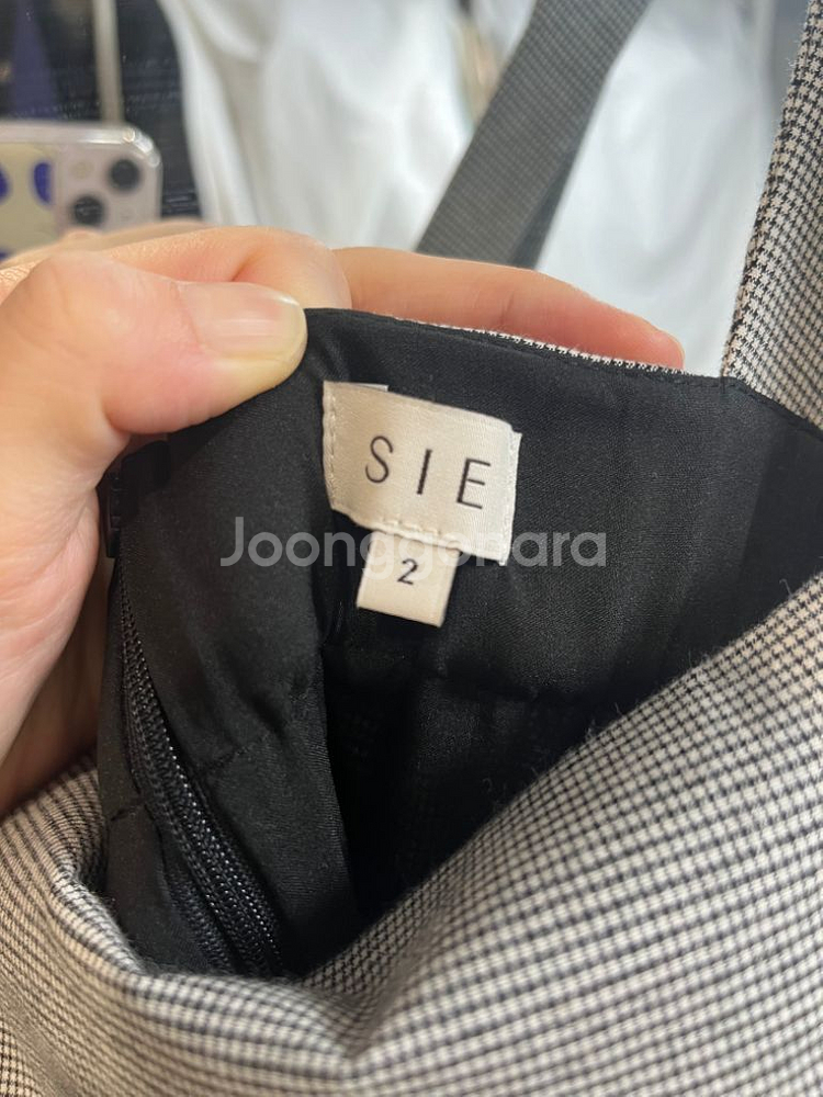 시에 sie 제인스퀘어라인 체크 원피스 m--2