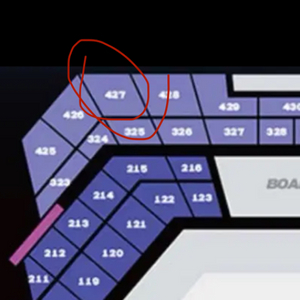 최강야구 vs 연천미라클 4층 외야 427블럭 4연석