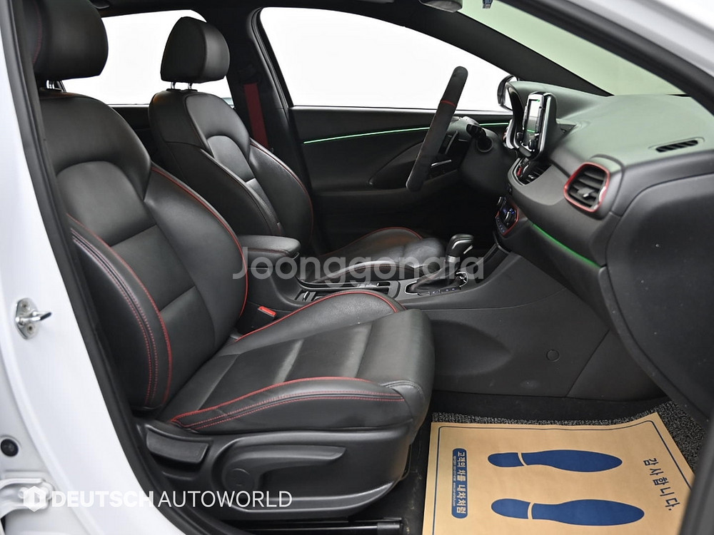 @16년식 i30 PD 1.6 터보 스포츠 프리미엄--9