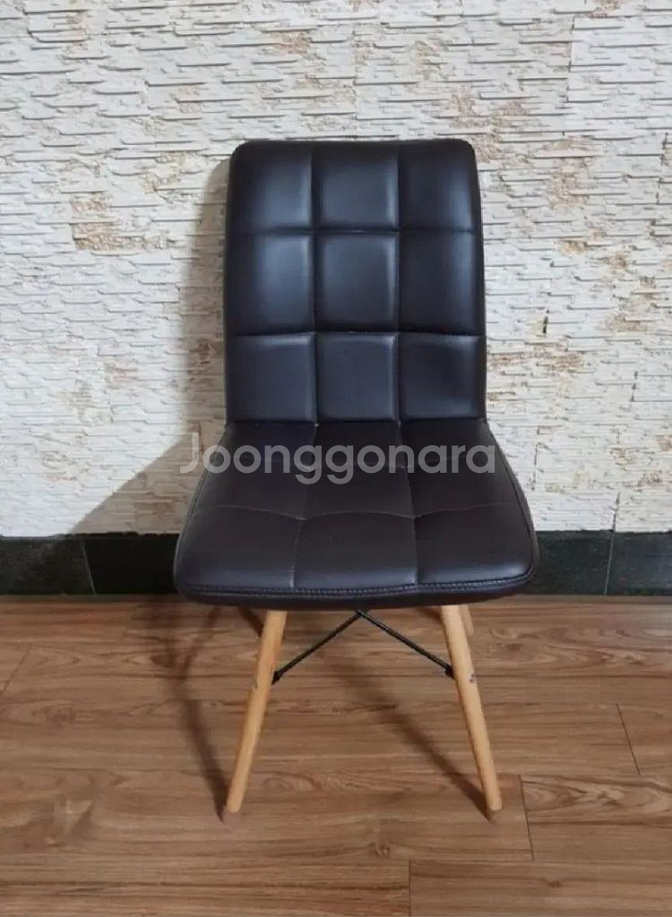 예쁜의자--2