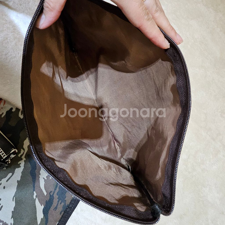 중고 상태 깨끗 상세설명참고 클러치 (브랜드)--7