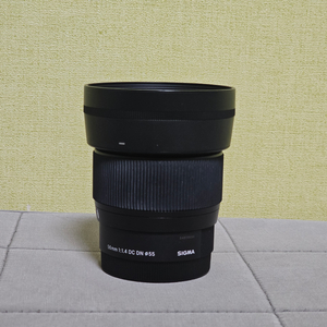 시그마 56mm 1.4 E 렌즈