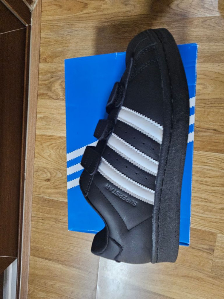 아디다스슈퍼스타IE2967검흰 찍찍이 265사이즈--1