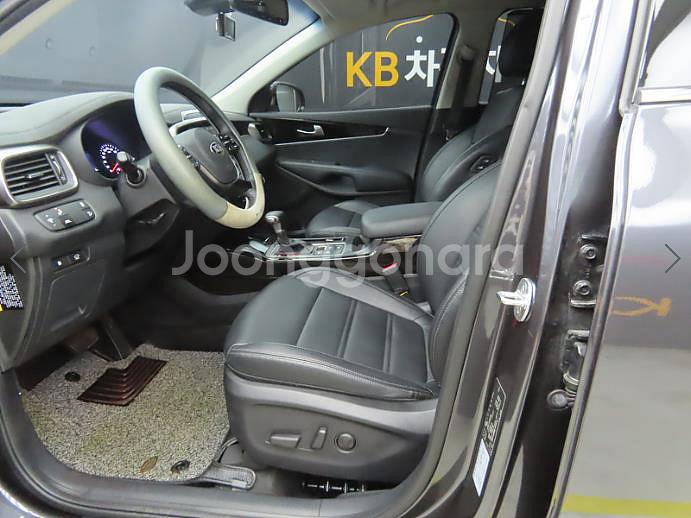 @19년식 더 뉴쏘렌토 디젤 R2.2 2WD 노블레스--4
