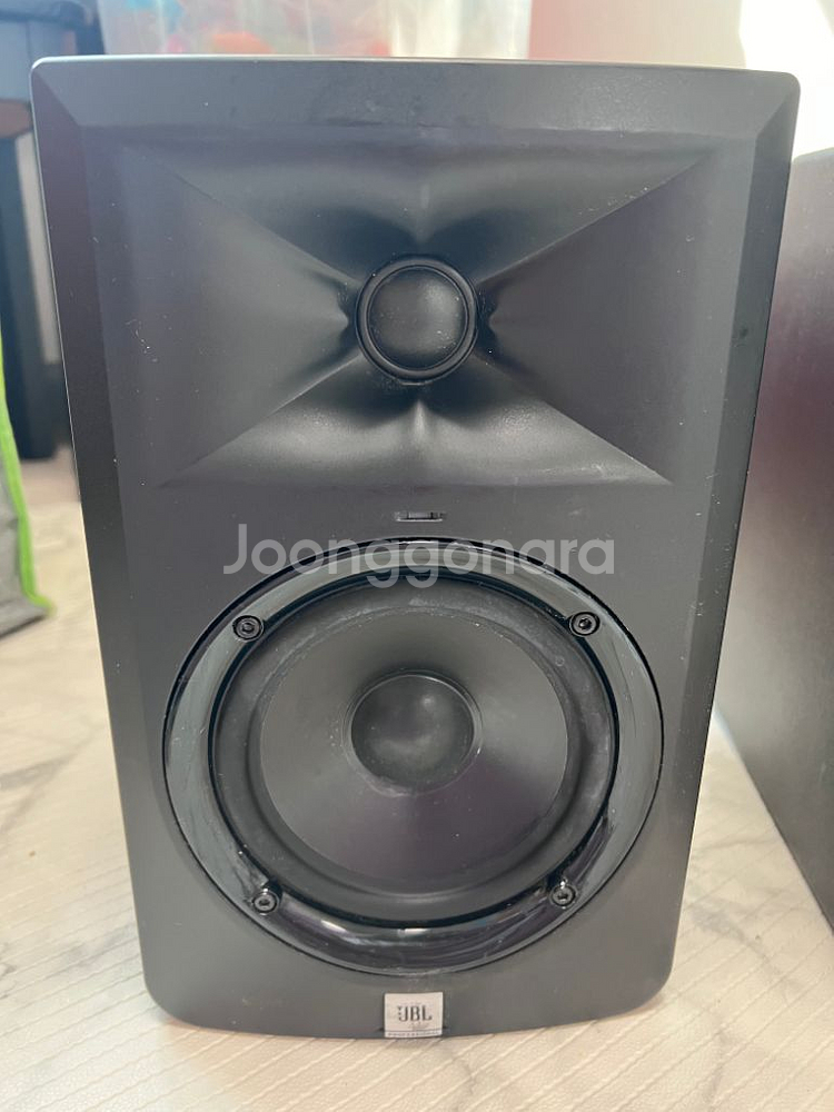 JBL LSR305 모니터 스피커--3