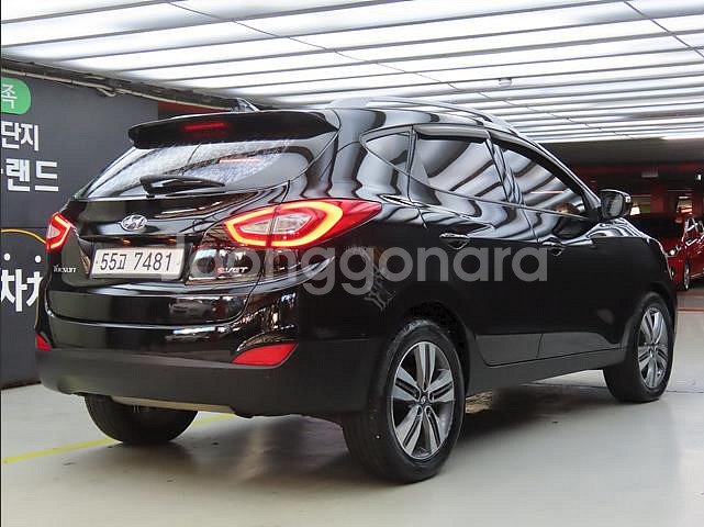 @13년식 뉴투싼 ix 디젤 R2.0 2WD 스마트--2
