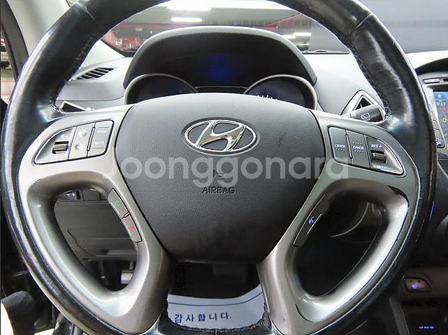 @13년식 뉴투싼 ix 디젤 R2.0 2WD 스마트--7