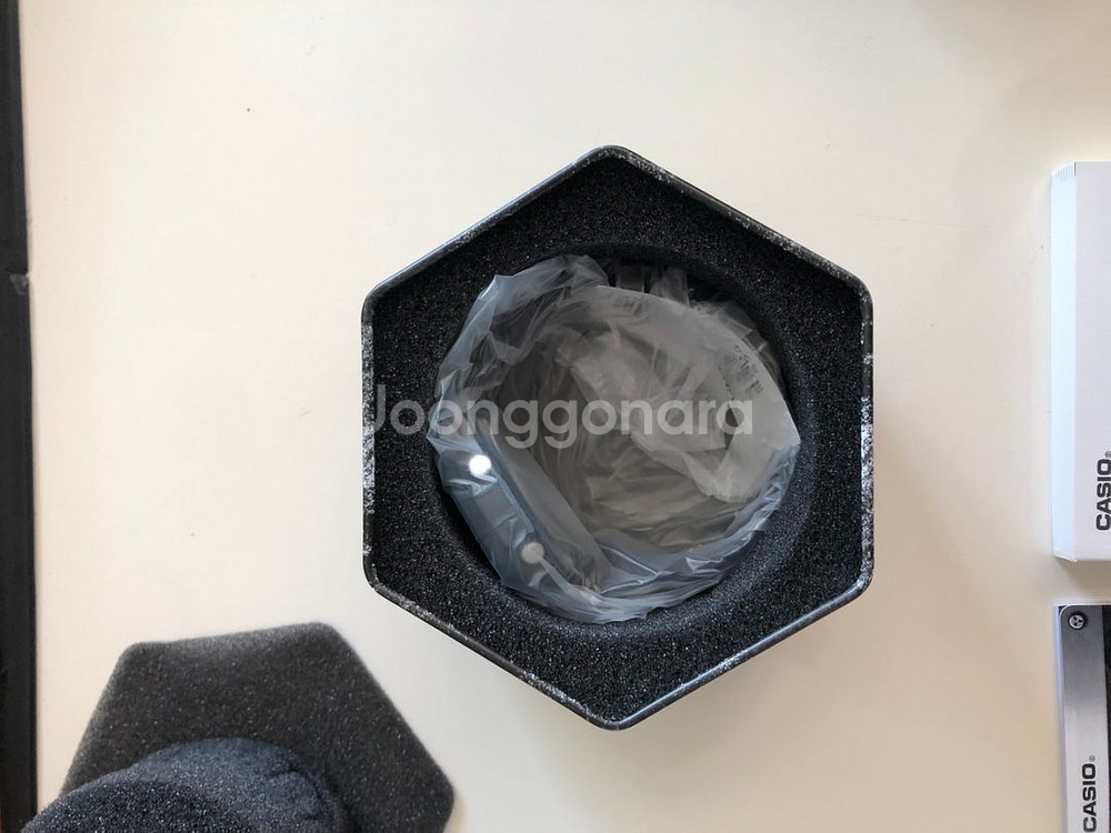 지샥 시계 GA-2100-1A1DR 세제품 팝니다!--2