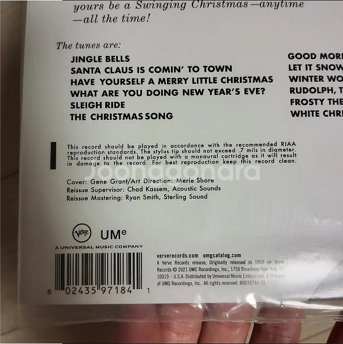 엘라 피츠제럴드 A Swinging Christmas--4
