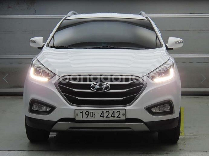 @14년식 뉴투싼 ix 디젤 R2.0 2WD 스마트--1