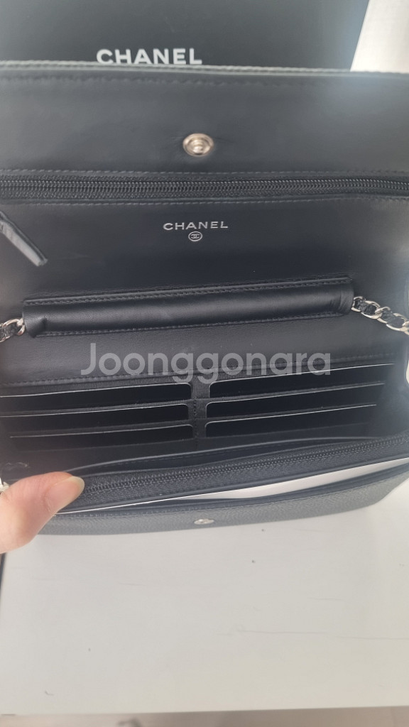 샤넬woc 타임리스 캐비어 블랙 은장--3