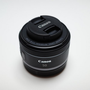 캐논 canon rf50 1.8 렌즈 팝니다.