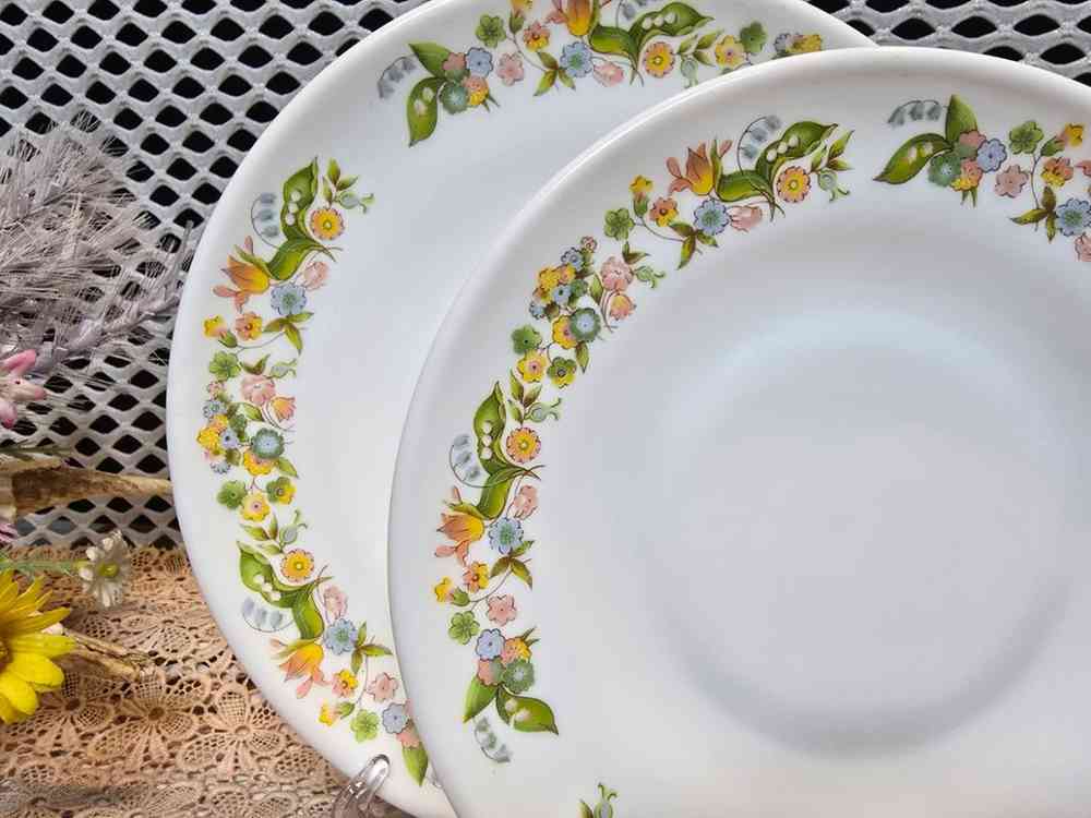 국내 앤틱 밀크웨어 차밍스톤 8점.미사용--2